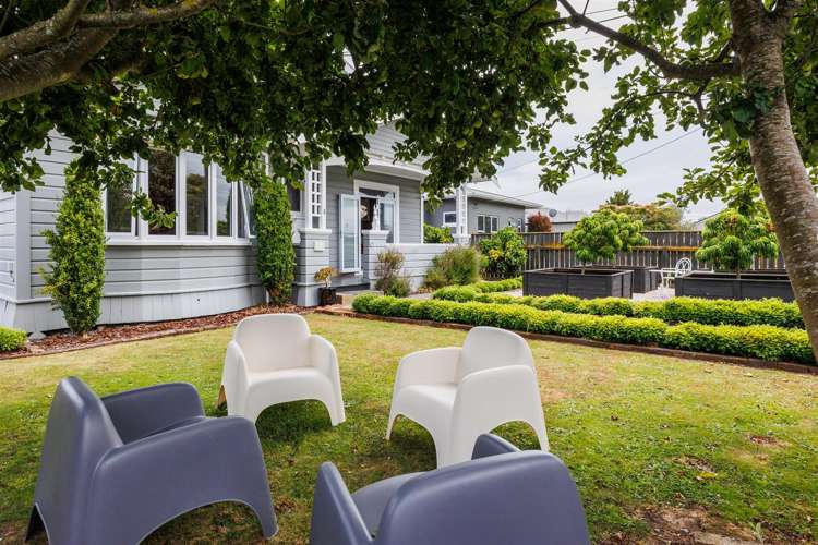 8 Lyon Street Marton_7