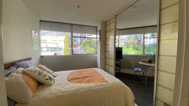 6G/2 Whitaker Place 1672_2