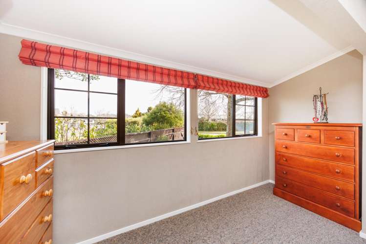 7 Willowbank Crescent Feilding_24