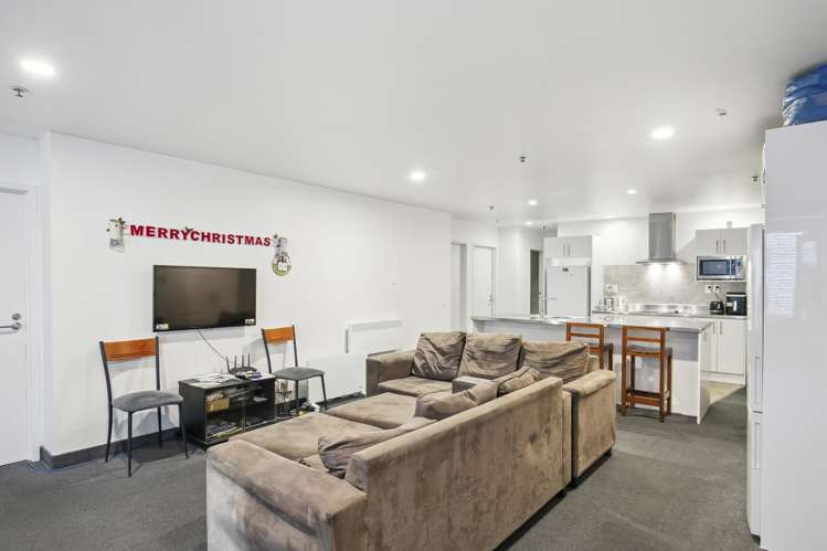 4/27 Hanson Street_5