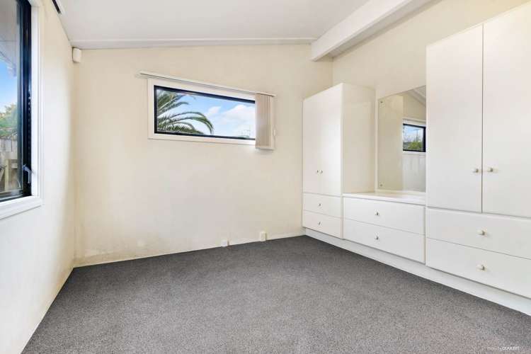 1/39 Waimumu Road Massey_11