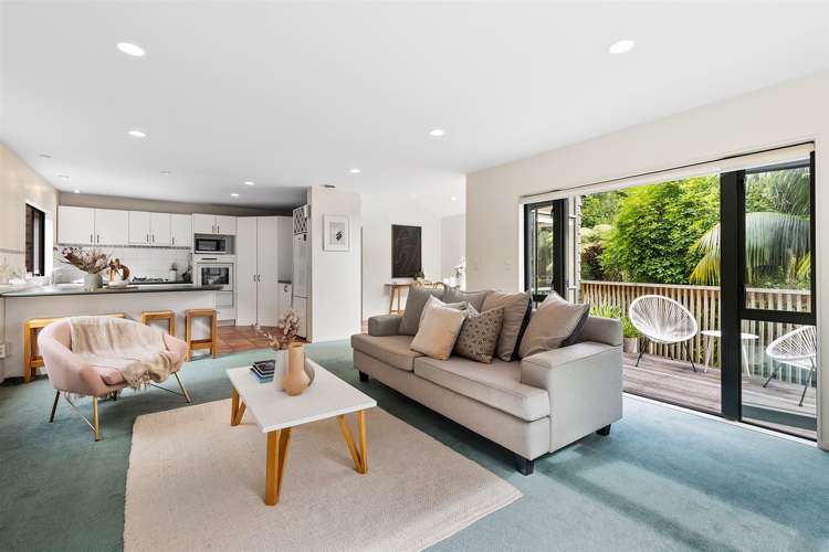 2/25 Howard Road Northcote_9