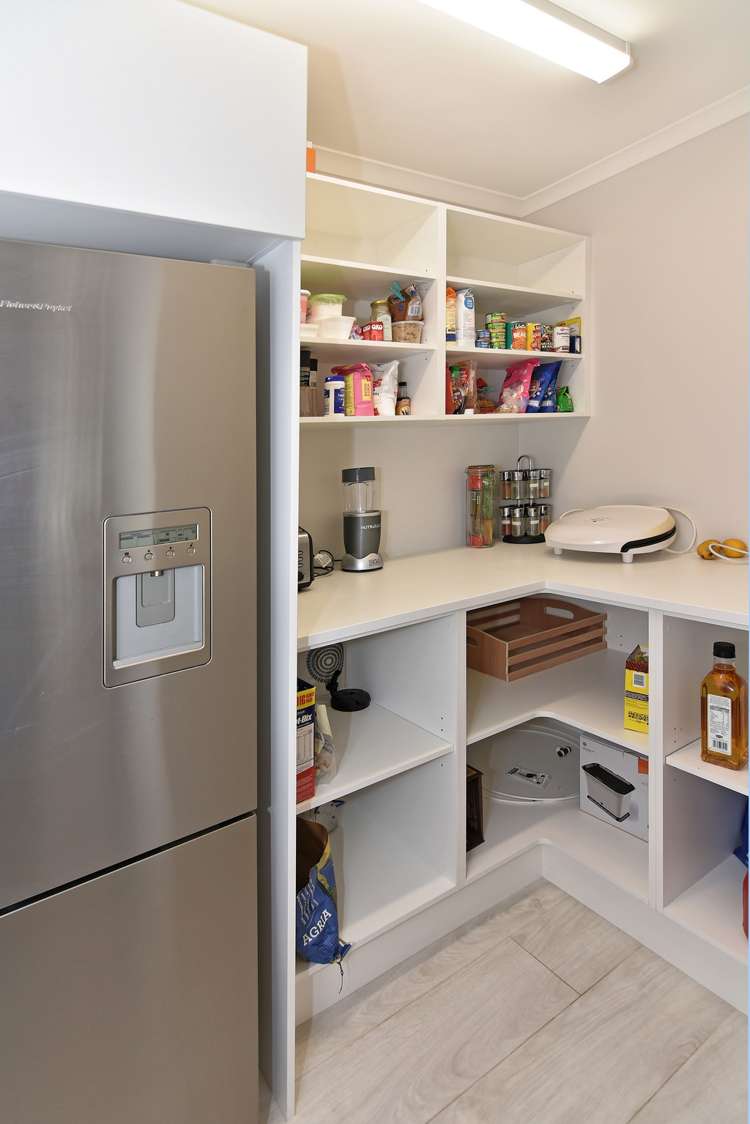 65 Hart Road Richmond_13