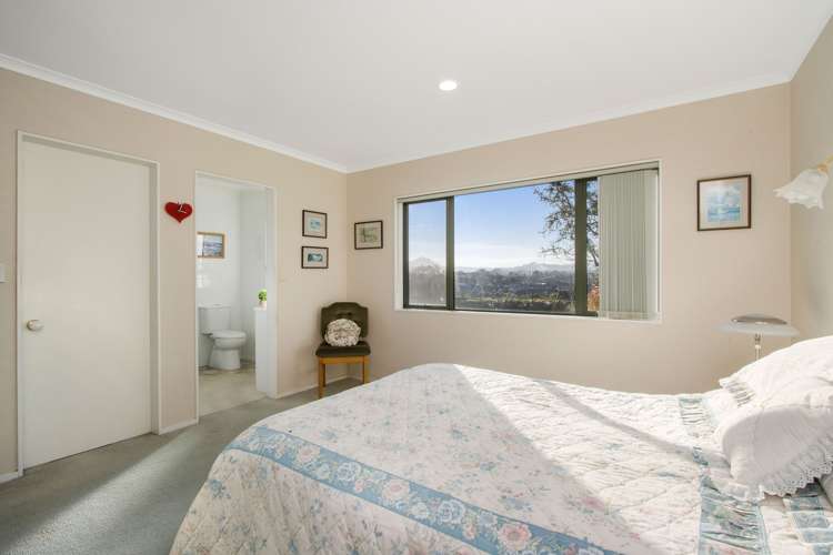 16 Donegal Place Katikati_11