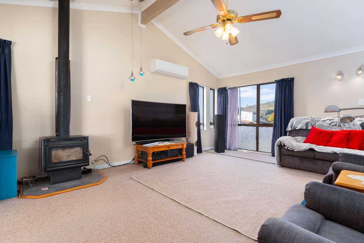 64 Fyvie Avenue_2