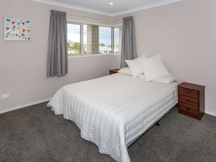 23 Lawrence Carter Drive Bombay_10