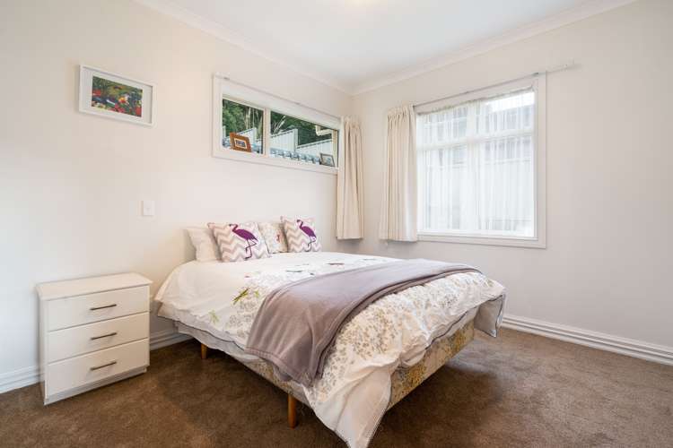 5 Embo Street Caversham_13