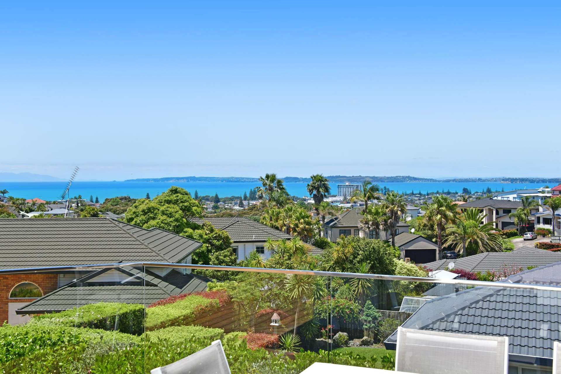 56 Waldorf Crescent Orewa_0