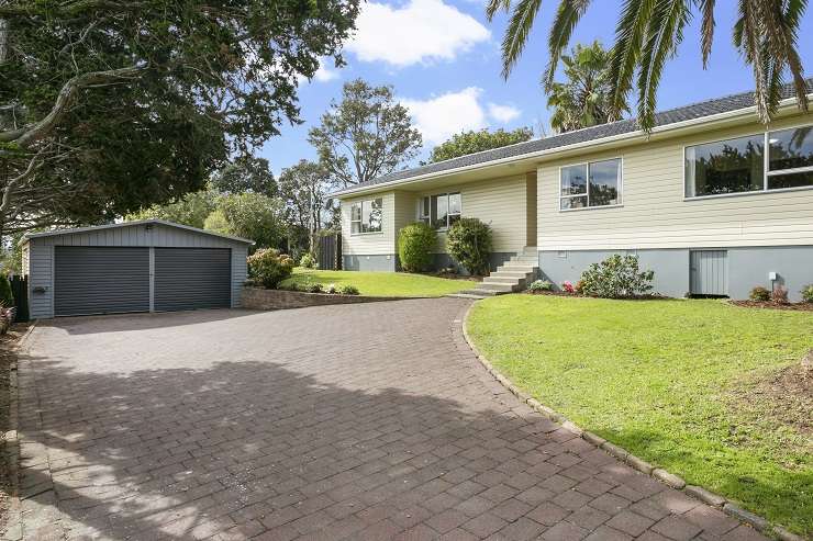 1920s house on hill 1 Seascape Road Remuera