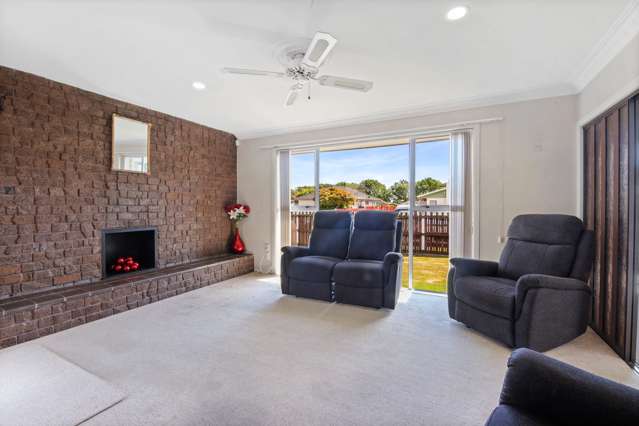 37 Frensham Crescent Woolston_2