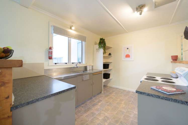 2/101 Thorp Street 11193_4