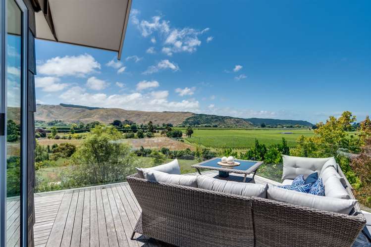 304 Hill Road Eskdale_1