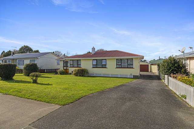 Family Home, Great Garaging