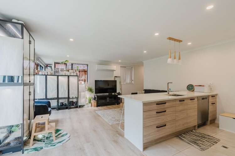 27 Mistry Place Harrowfield_8