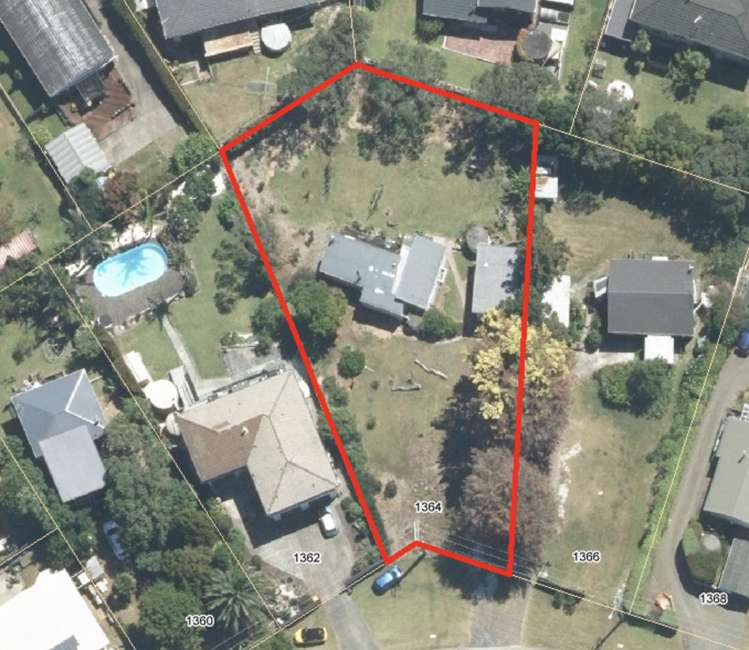 1364 Whangaparaoa Road_3