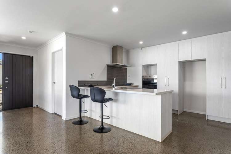 32F Bunyan Road Coastlands_11