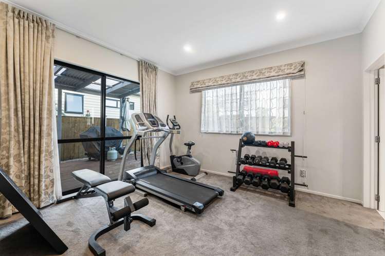38 Thomas Rielly Avenue Hobsonville_13