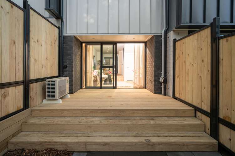 2,5,7,8/61 Madras Street Khandallah_17