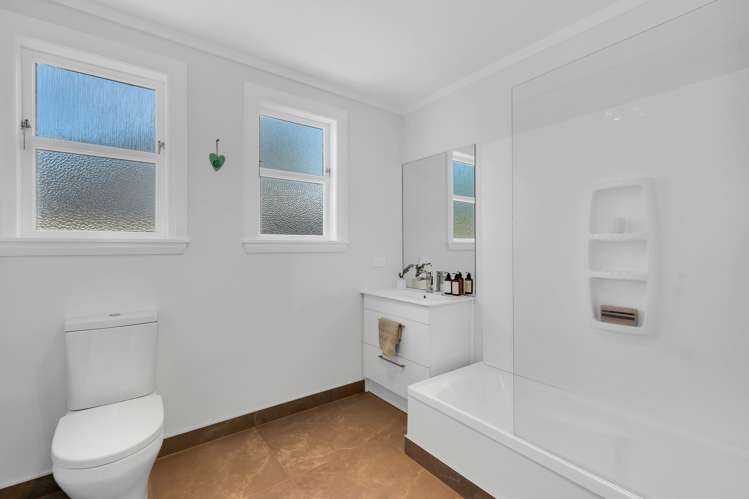 6 Walford Road Point Chevalier_14