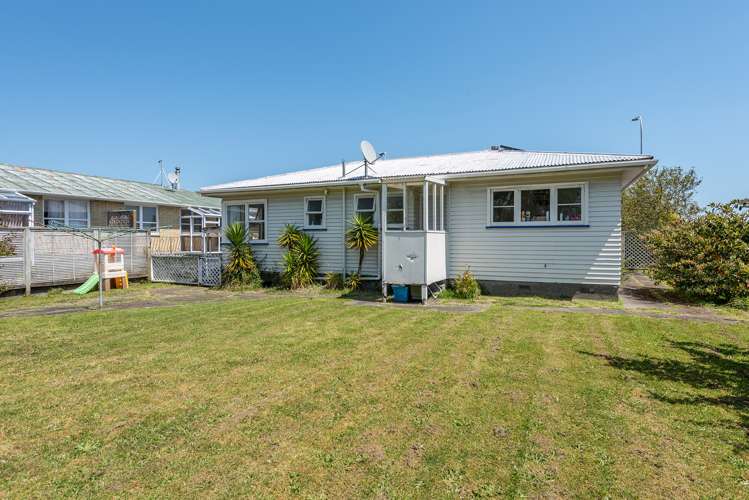 64 Kapiti Road Paraparaumu_13