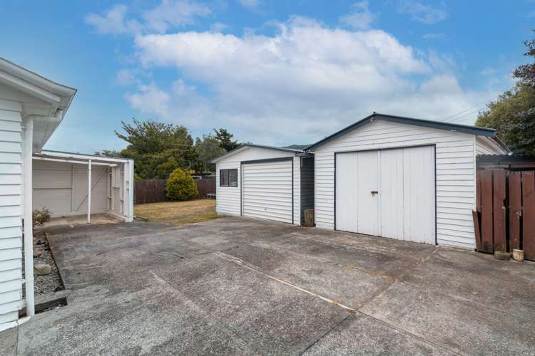 8 Bethune Street Featherston_15