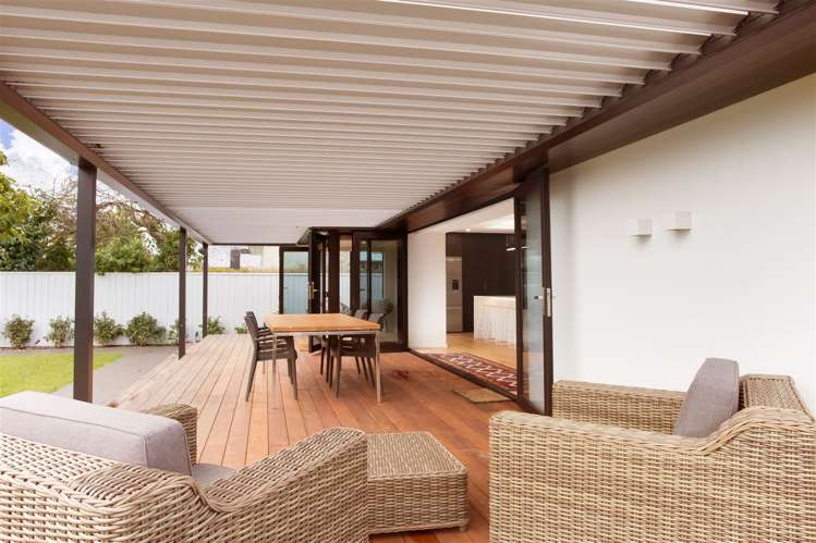 20 Wairarapa Terrace Merivale_21