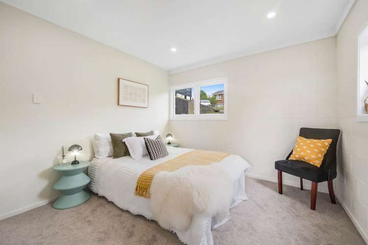 14 Lysander Crescent Beach Haven_9