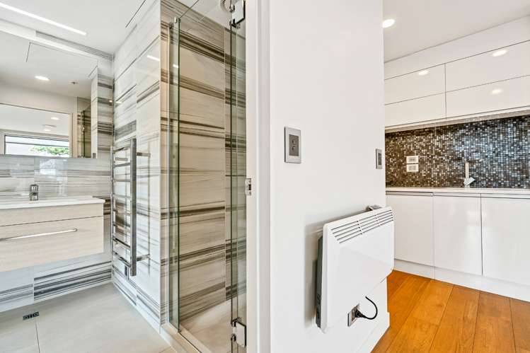 105/10 Lion Place Epsom_2