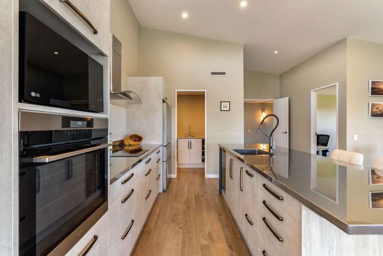 15 Te Heke Place Waikanae_4