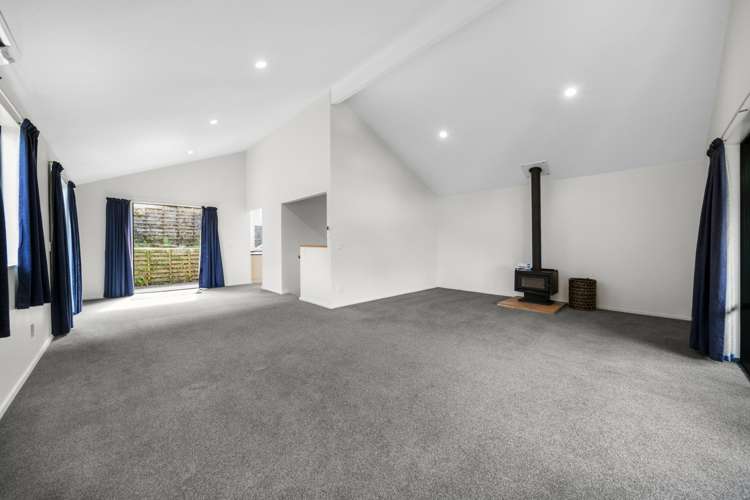 8b Wye Place Fernhill/Sunshine Bay_6