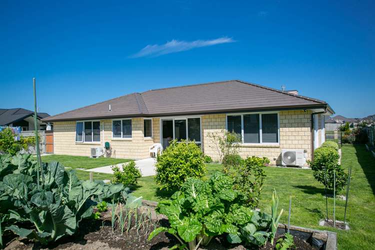 10 Plescher Crescent Leamington_17