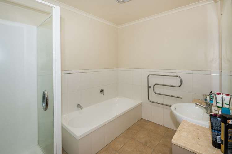 7 Ashurst Lane Greenhithe_14