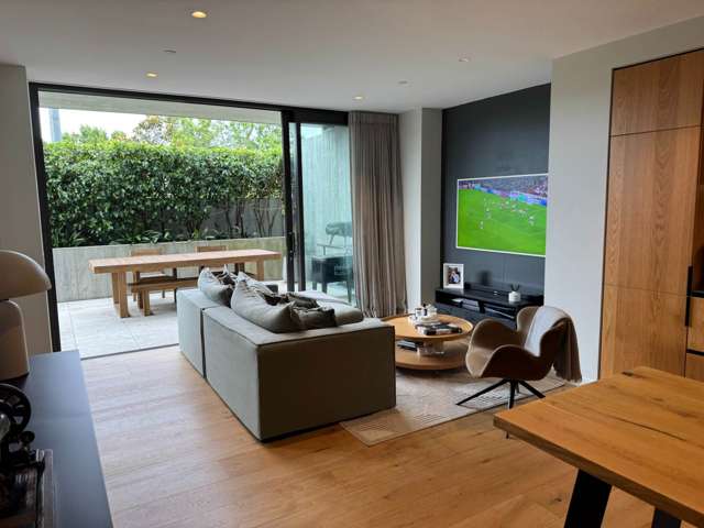 Sophisticated Living in The Bays