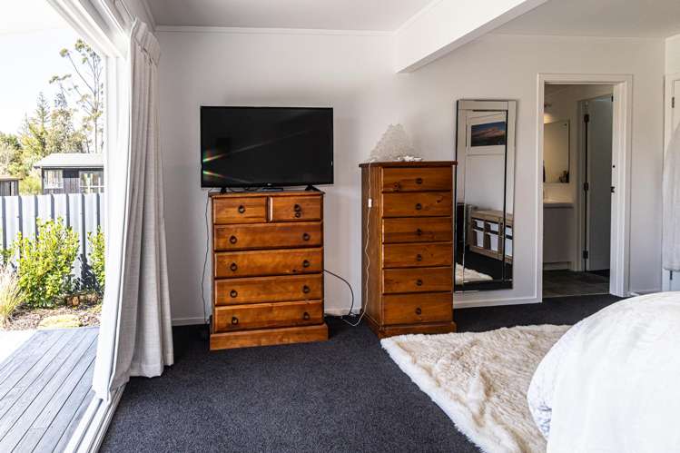 4 Tongariro Place Waimarino_13