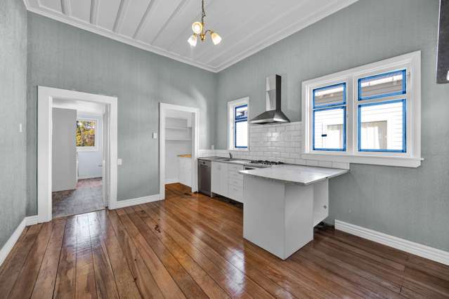 38 Vogel Street Hawera_2