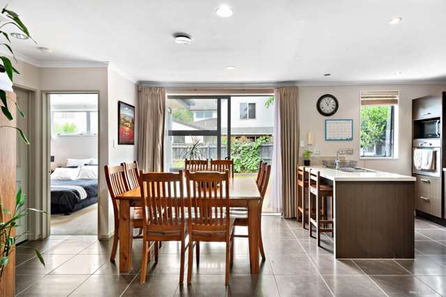 1 Zabeel Crescent Takanini_3