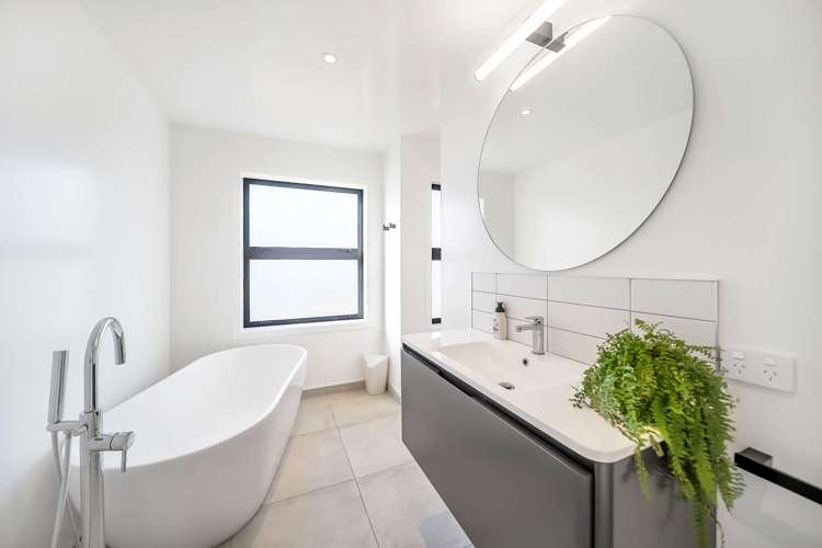 35 Paton Place Te Anau_18