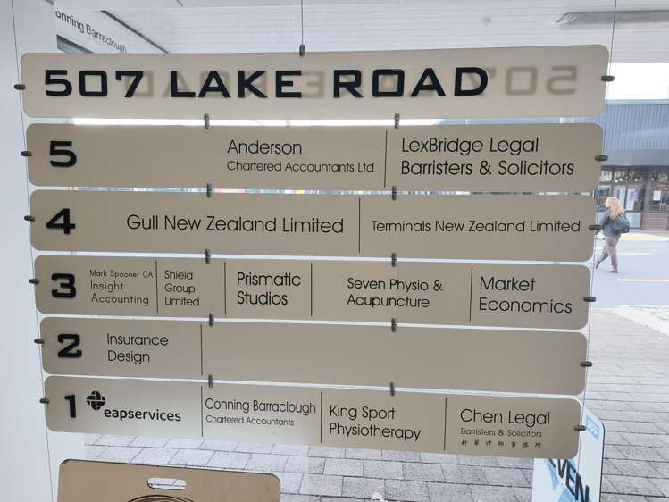 Suites 3 and 4/507 Lake Road Takapuna_8