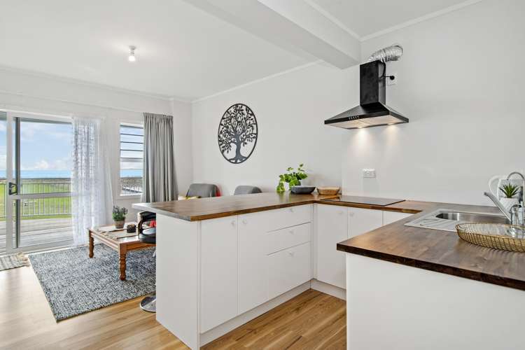 1011 Papamoa Beach Road Papamoa_33