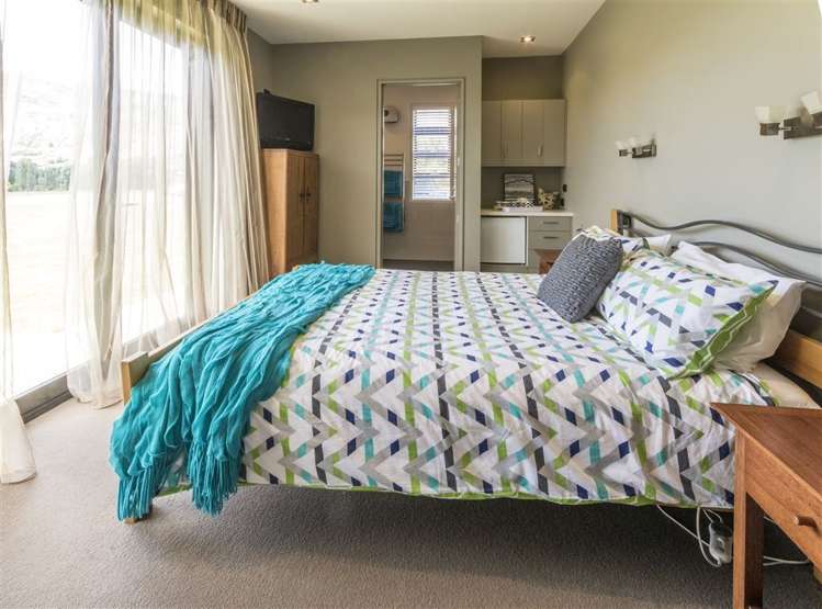 447 Riverbank Road Wanaka_10