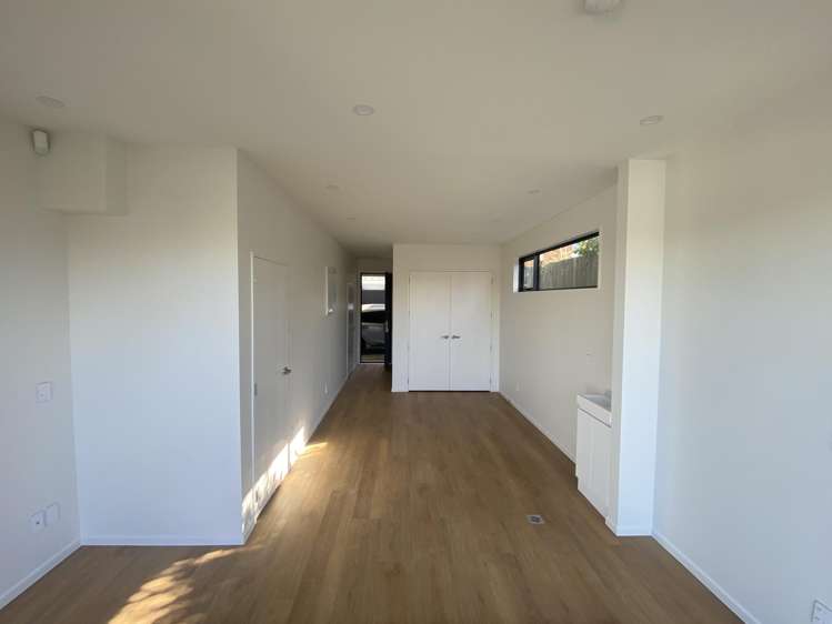 3/16 Williamson Avenue Belmont_5