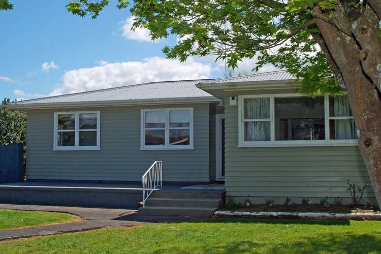 19 Resolute Way Papakura_12