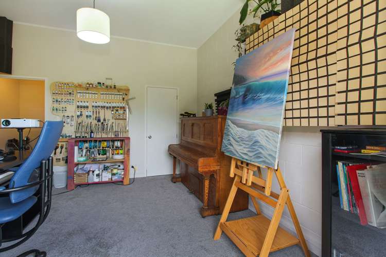 18a Gledstane Road Stanmore Bay_11