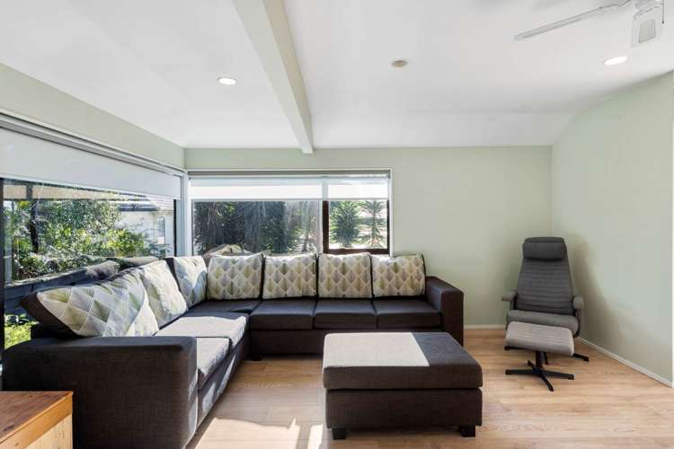 1/1 Riverview Road New Lynn_17