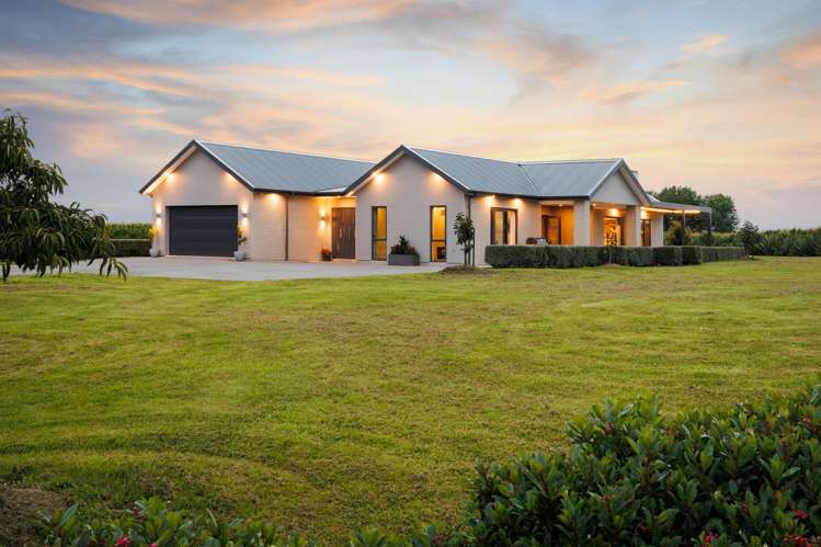 581 Lethbridge Road Halcombe_33