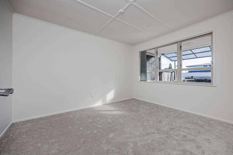2/16 Takanini Road_5