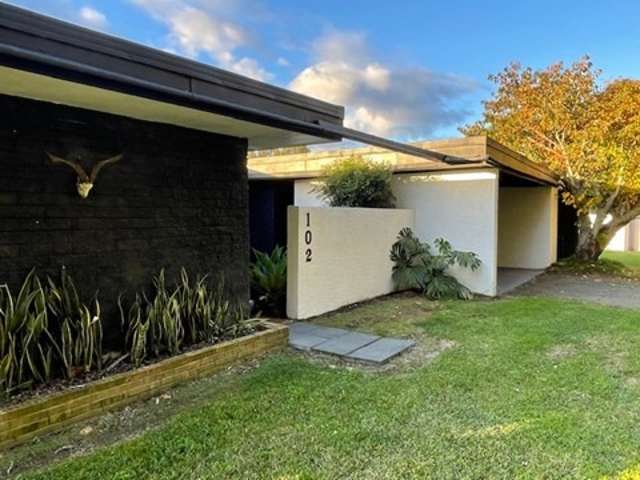 102 Sanders Road Paremoremo_2
