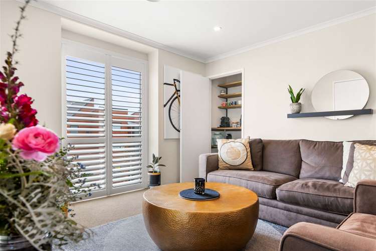 72 Squadron Drive Hobsonville_24