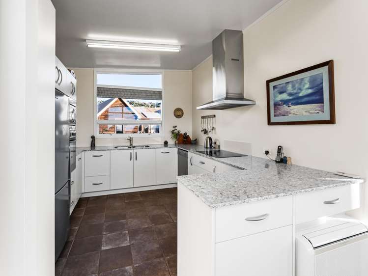 87 Soleares Avenue Mount Pleasant_14