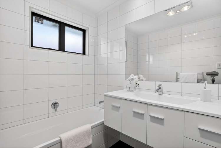 26 Tarapiroe Avenue Takanini_14